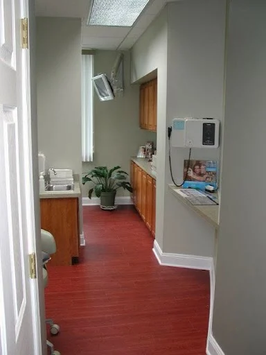 The Dentists of Newtown Picture 4