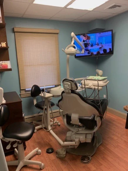 Personal Touch Dentistry: Wilma F. Antonio, DDS Picture 2