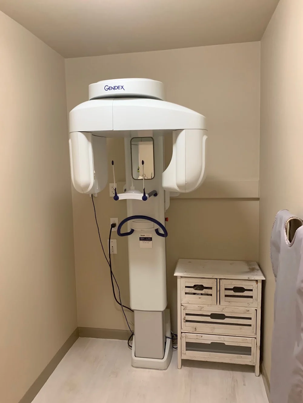 Personal Touch Dentistry: Wilma F. Antonio, DDS Picture 8