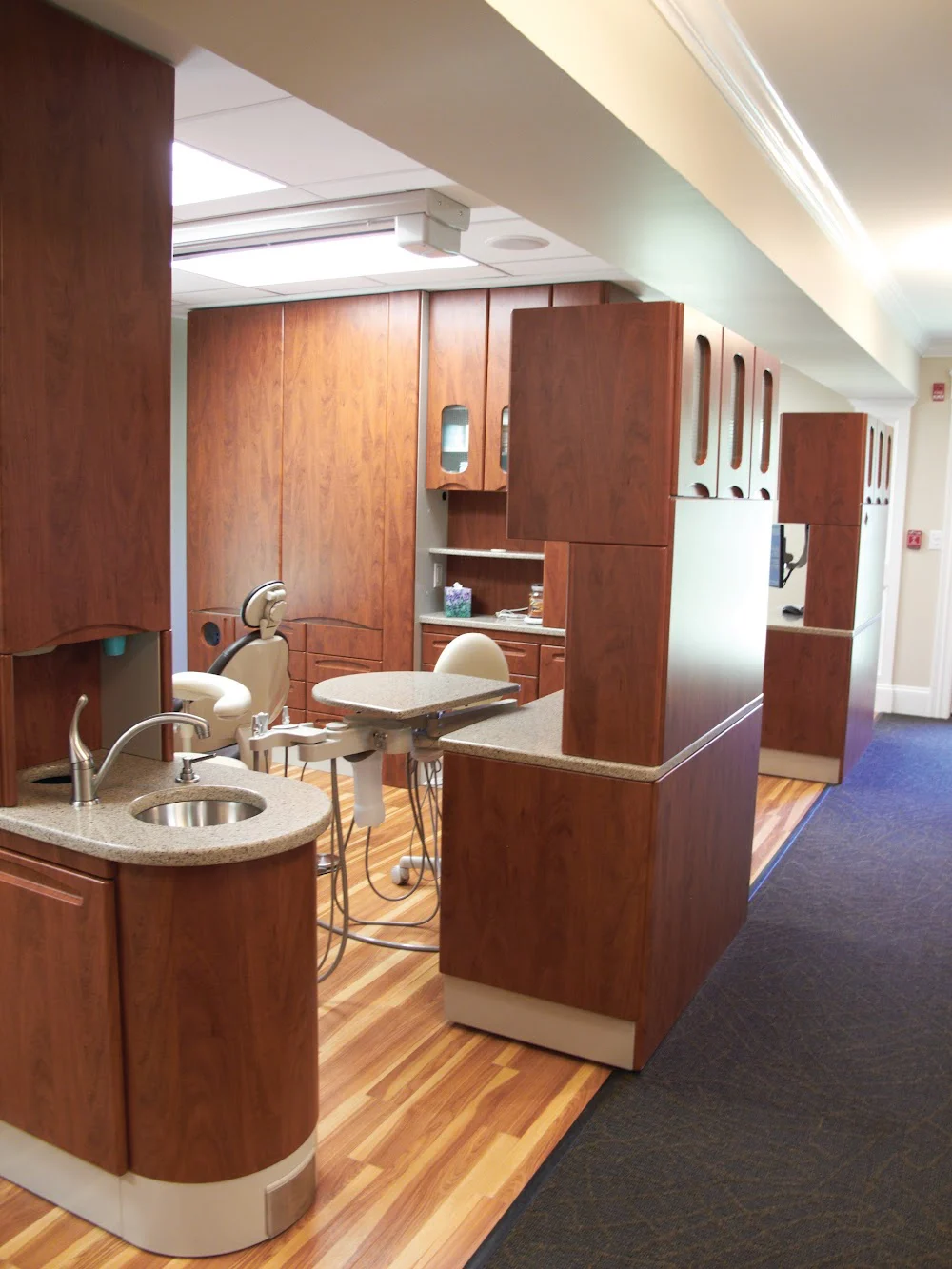 Plaistow Dental: Ronald B. Holiman, DDS; Shaina A. Darmont, DDS Picture 8