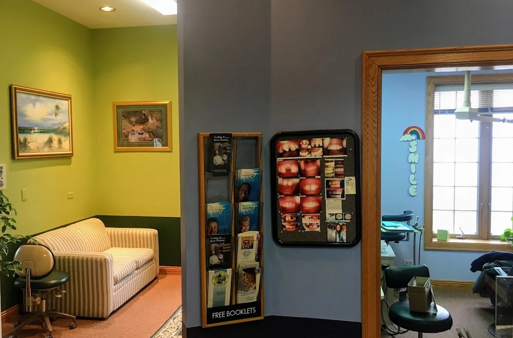Dymond Dental Picture 1