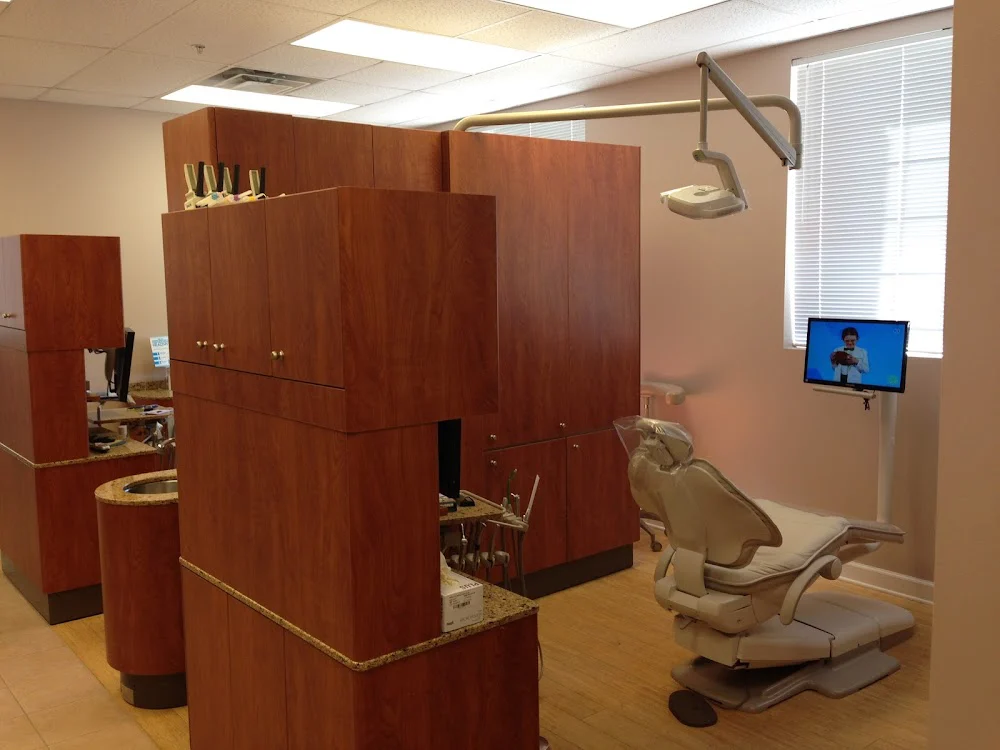 River Pointe Dental of Fox River Grove Picture 1