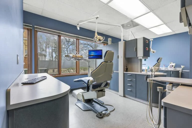 Bender Dental Care: Michael A Bender DDS LTD Picture 1