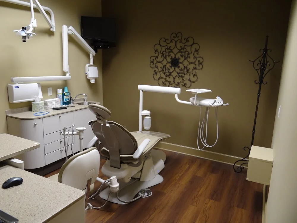 LoveLee Dental Picture 4