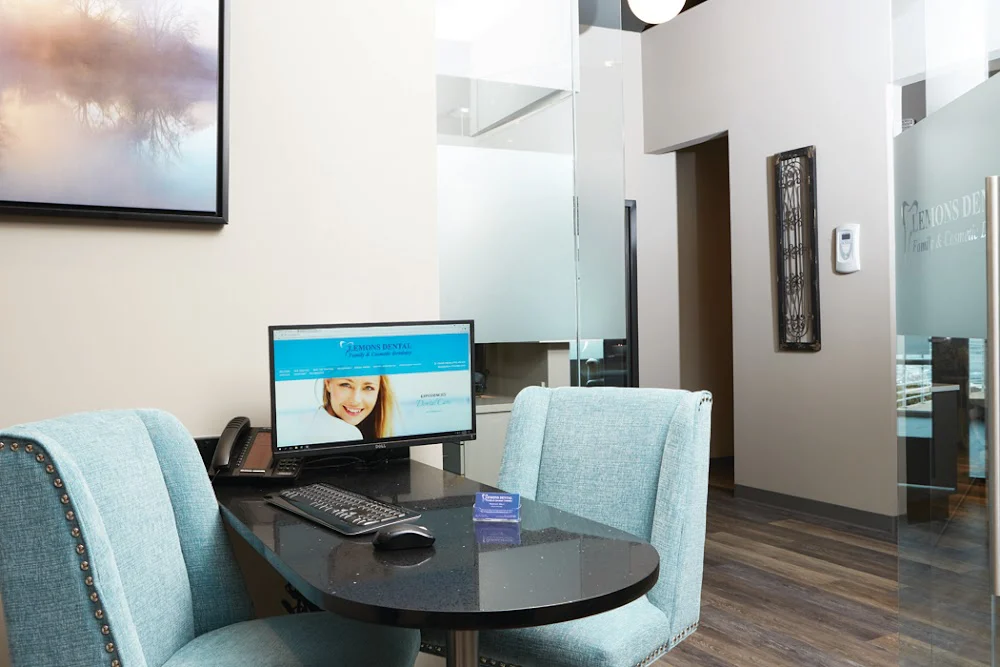 Lemons Dental Braselton Picture 2