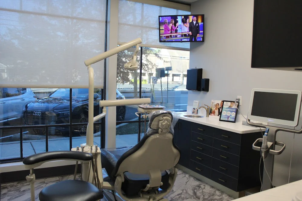 NeoSmile Dental Care Picture 7