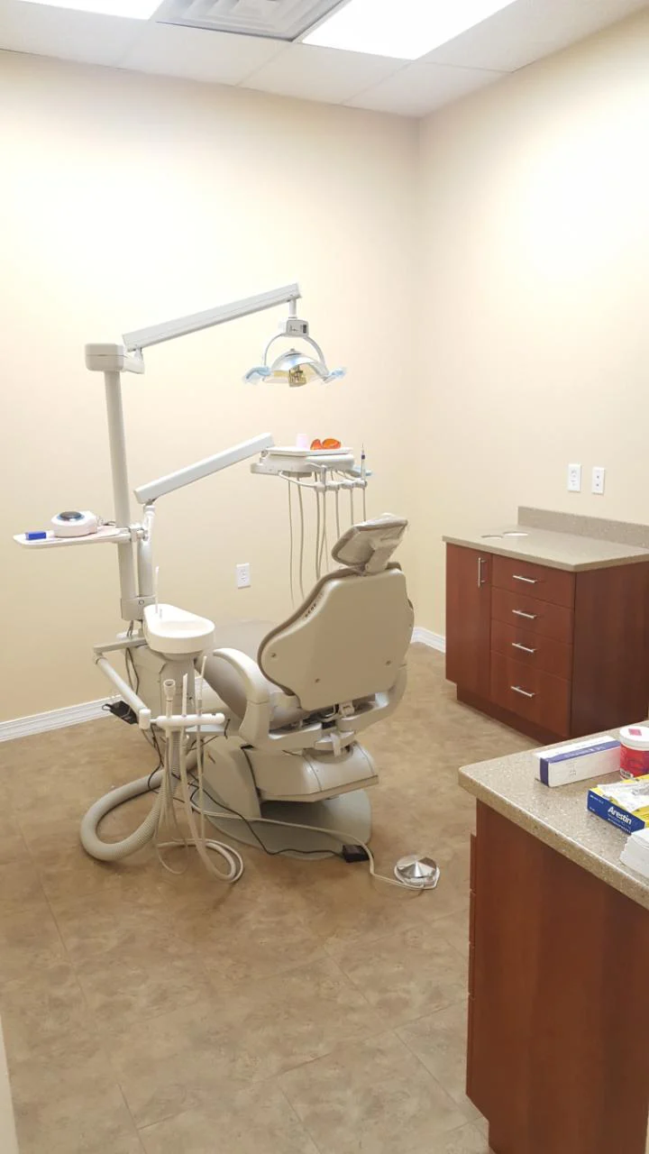 Abington Smile Center- Same Day Emegrency Dentist Picture 4