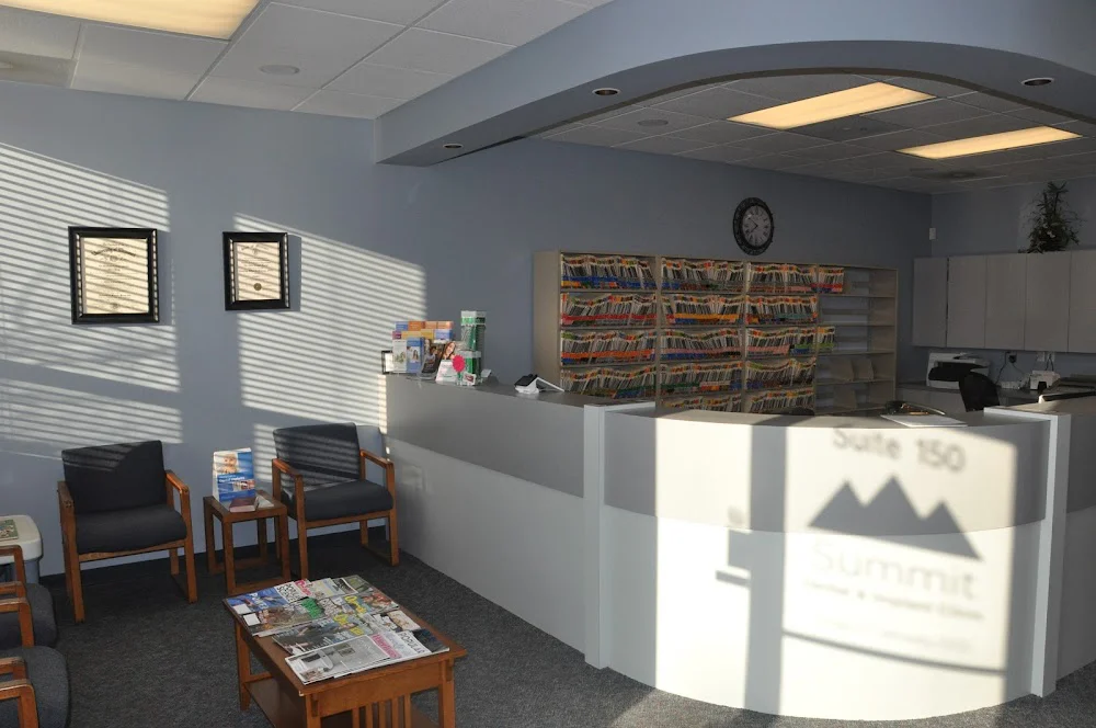Summit Dental and Implant Clinic Picture 3