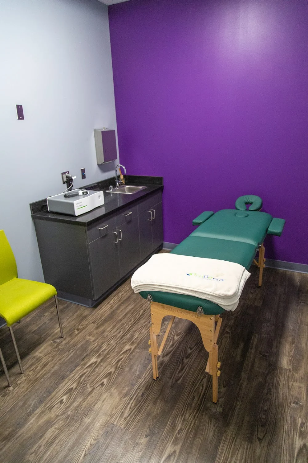Kinetic Braces with Dr. Clarence E. Simmons Picture 5