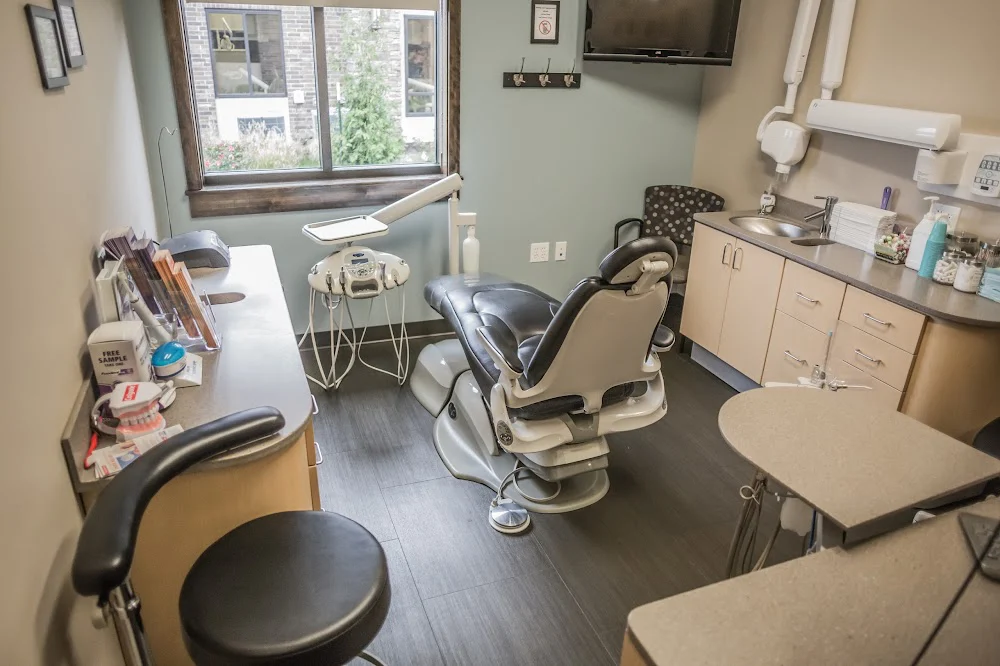 Stephanie L. Mullins DDS, MS, LLC Picture 9