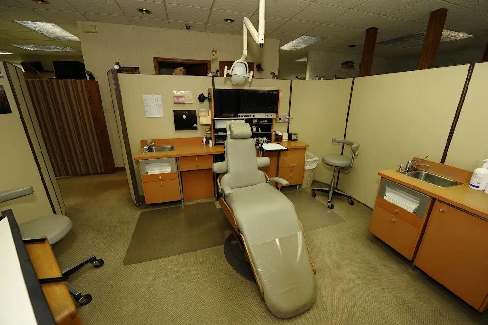 Wayne W Mason DDS Picture 3