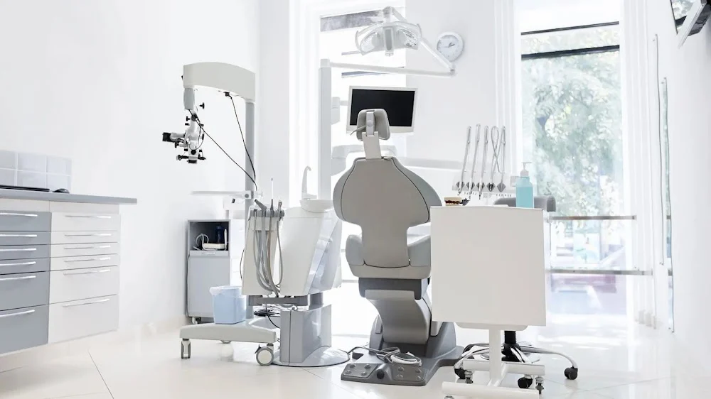 Dean Street Dental Picture 8