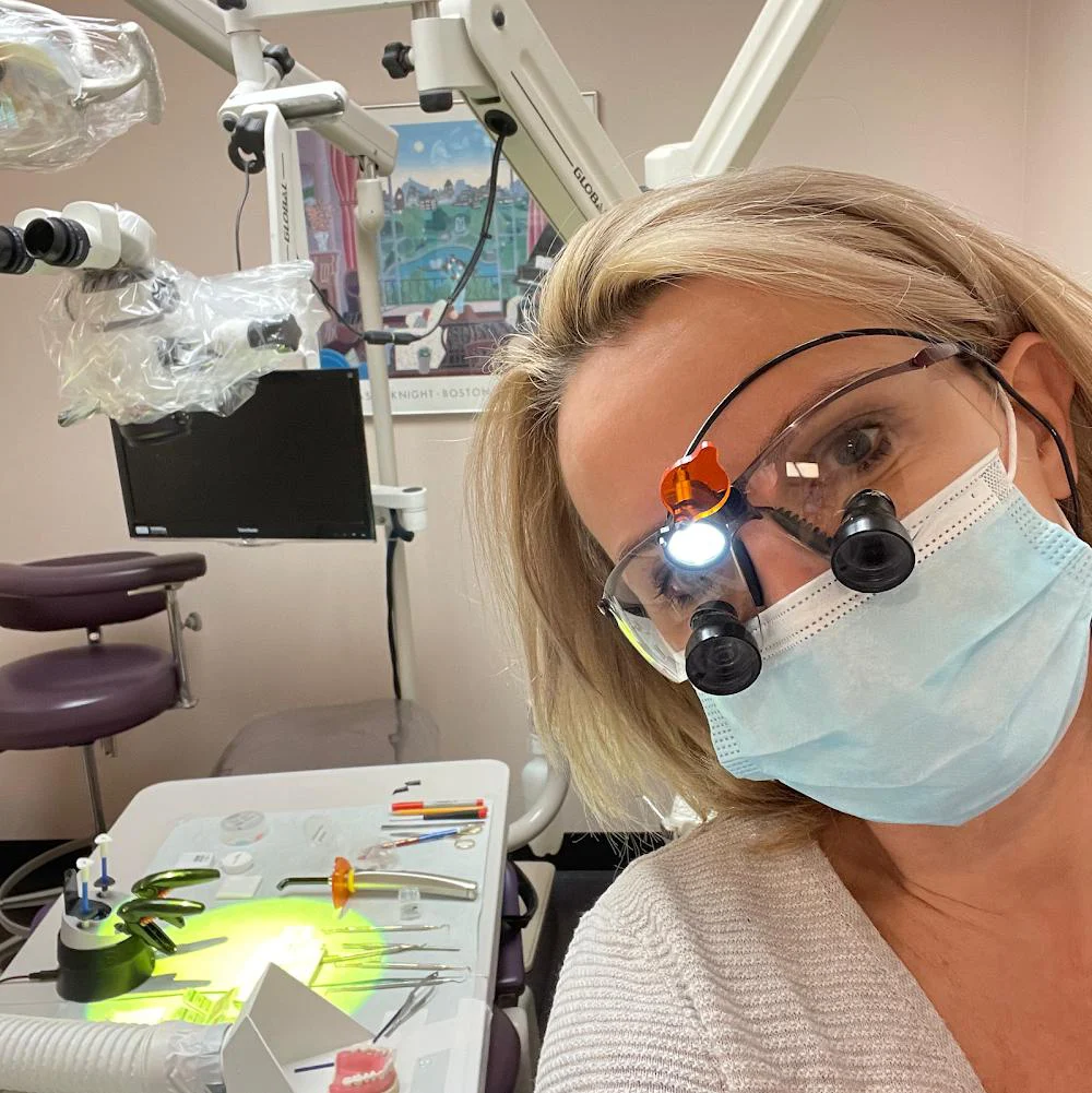 Dr. Iwona S. Iwaszczyszyn, DDS Picture 4