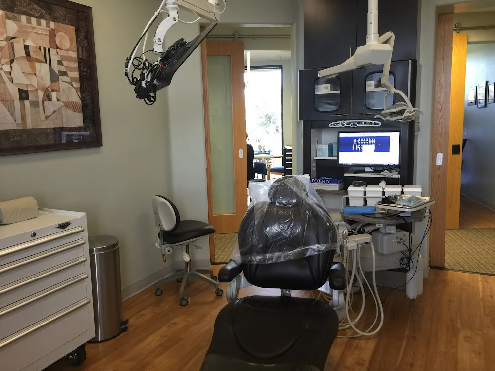 Healthy Smiles Dentistry Picture 2