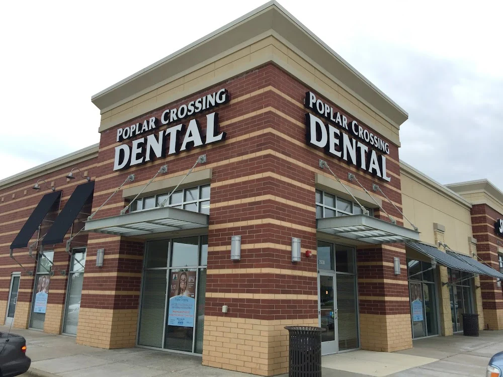 Poplar Crossing Dental- Hoffman Estates Dentist Picture 2
