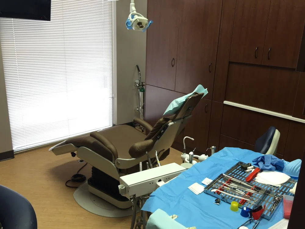 Poplar Crossing Dental- Hoffman Estates Dentist Picture 8
