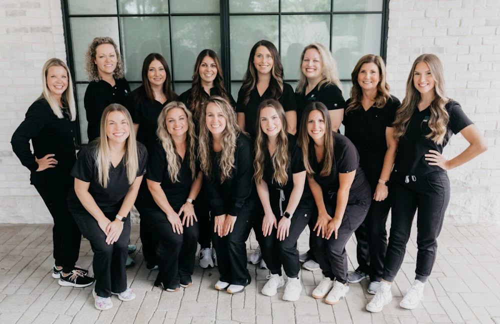 Lanier Family & Cosmetic Dentistry Picture 1