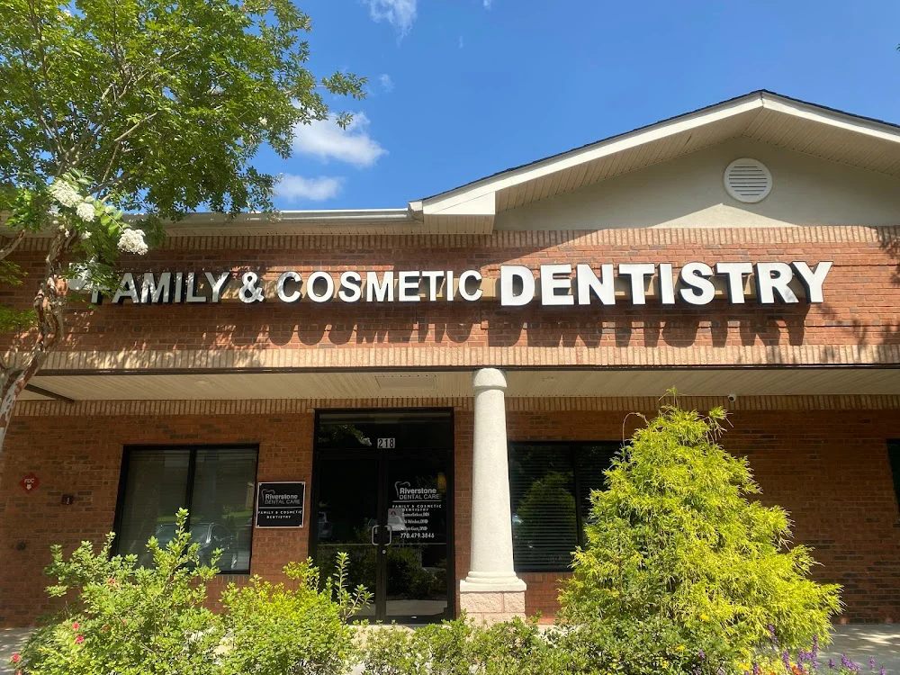Riverstone Dental Care Picture 2