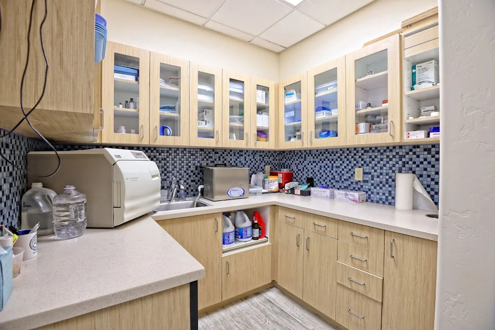 Scottsdale Center for Implant Dentistry Picture 8