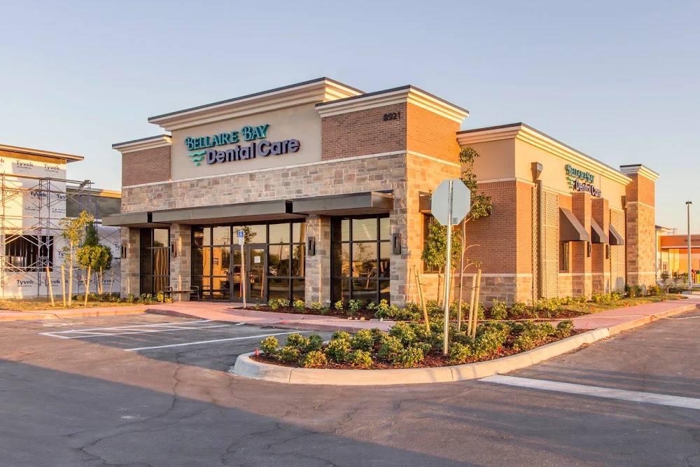 Bellaire Bay Dental Care Picture 3