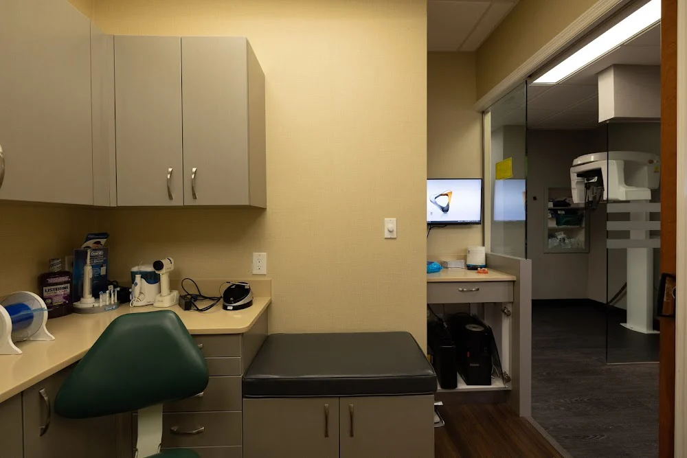Corbin Dental at Oyster Bay Picture 9