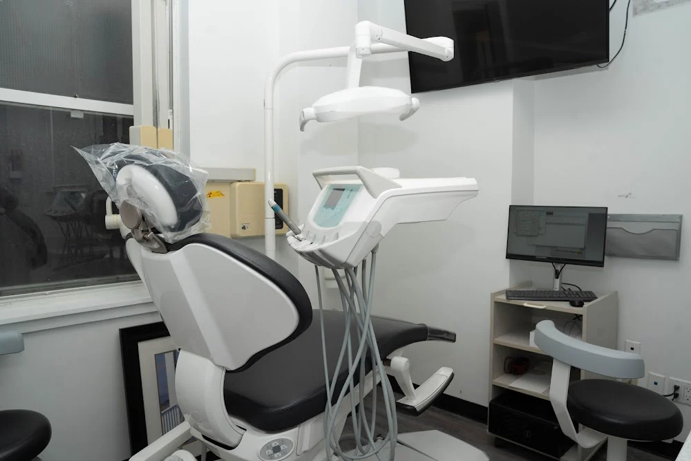Precision Oyster Bay Family Dental & Specialty Picture 3