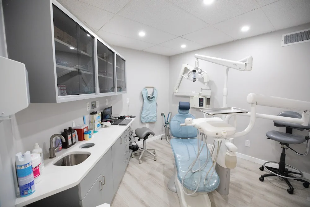 Oakland Premier Dental Picture 1