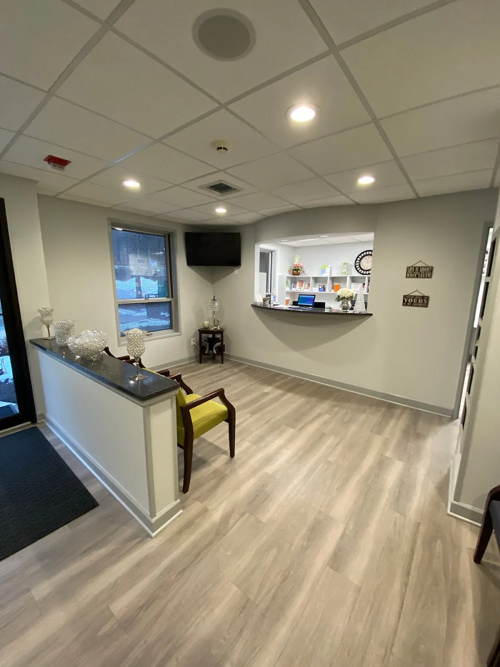 Chrystal Dental Care Picture 10