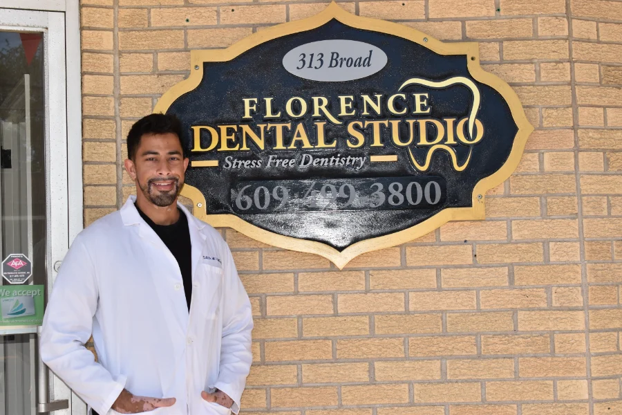 Florence Dental Studio Picture 1