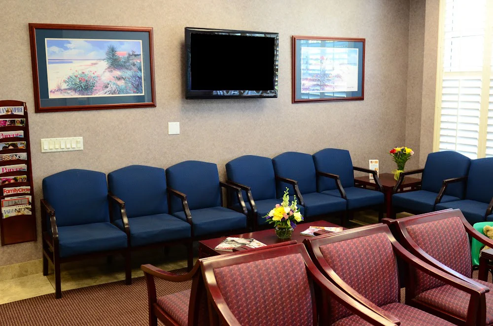 Dental Associates of Corona Picture 4