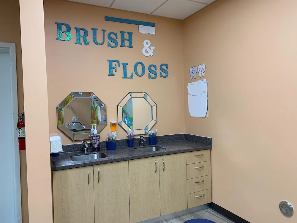 Children's Dental FunZone - Pediatric Dentist & Orthodontist - Riverside Picture 7