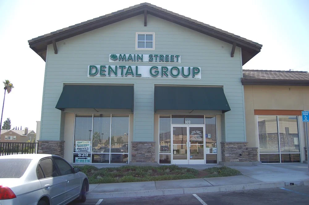Main Street Dental Group and Orthodontics Picture 9