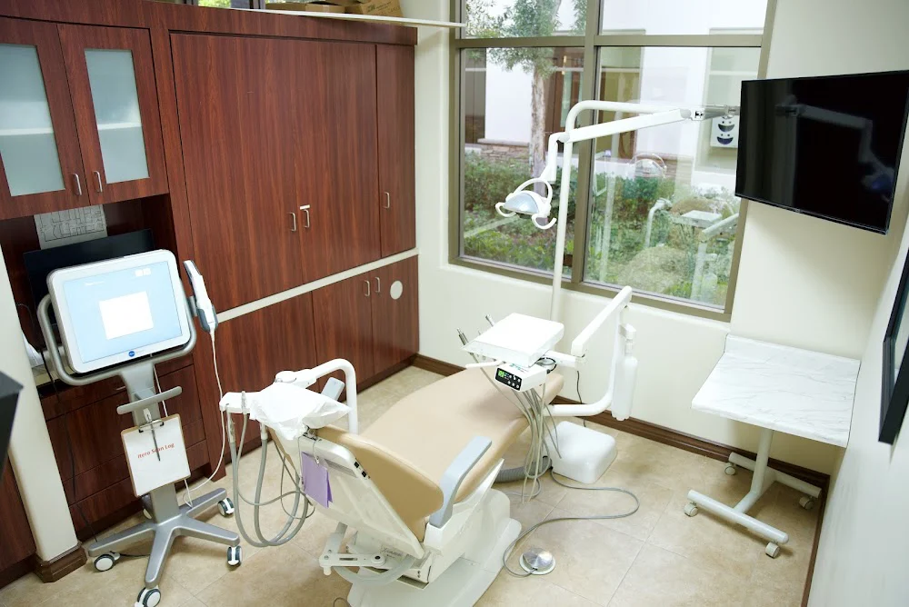 WADDOUPS ORTHODONTICS Picture 3