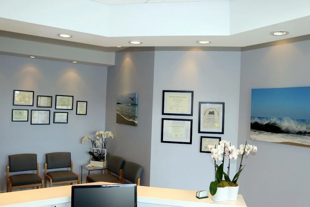 OC Lifetime Dental: Dr. Aveed Samiee Picture 6