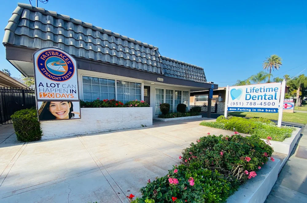 Lifetime Dental & Fastbraces Picture 1