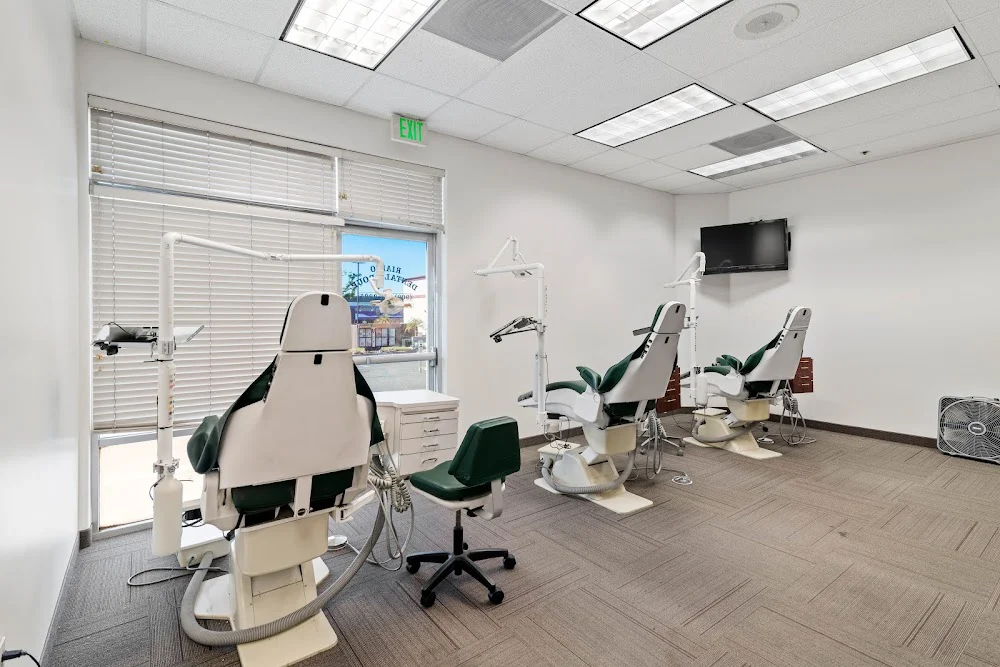 Rialto Dental Group and Orthodontics Picture 8