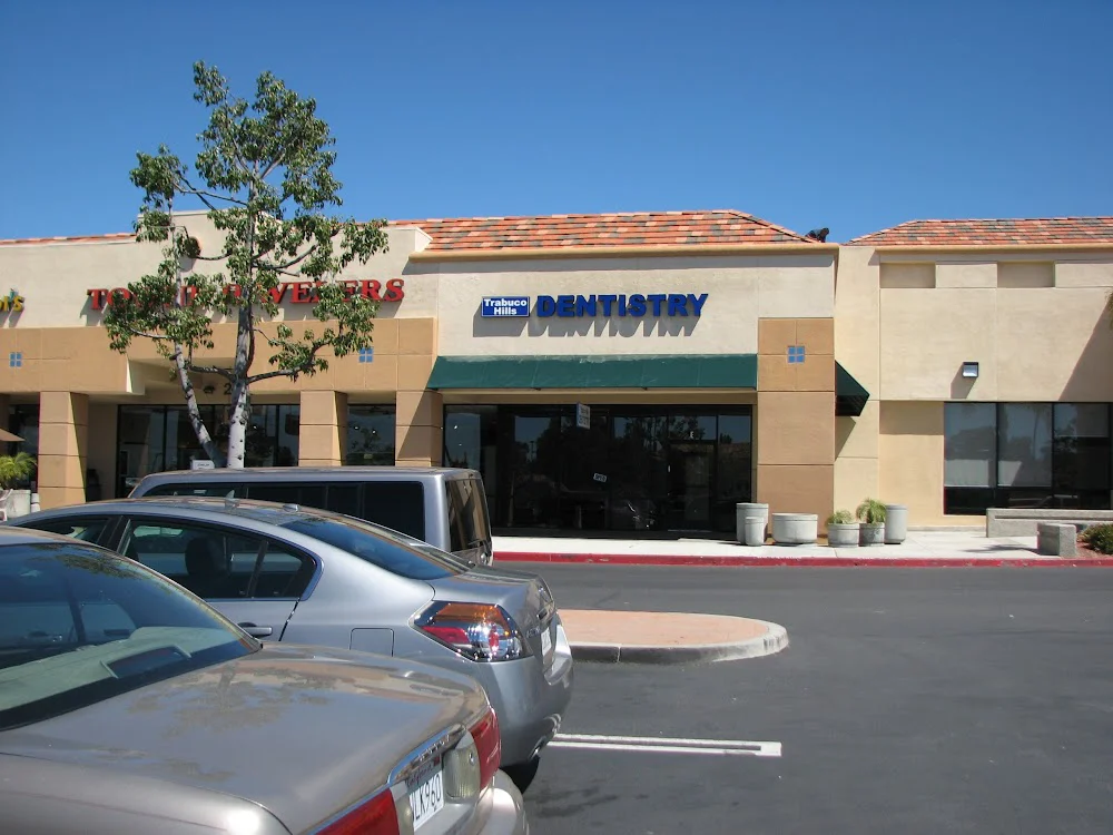 Dr. Ami J. Kagalwala, DDS Picture 6