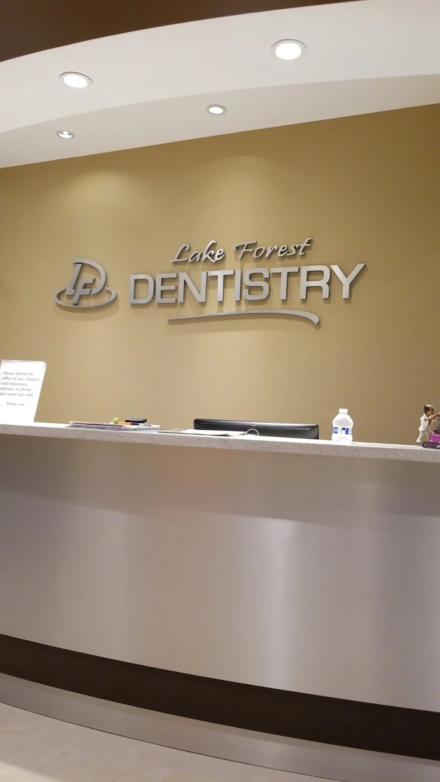 Lake Forest Dentistry Picture 1