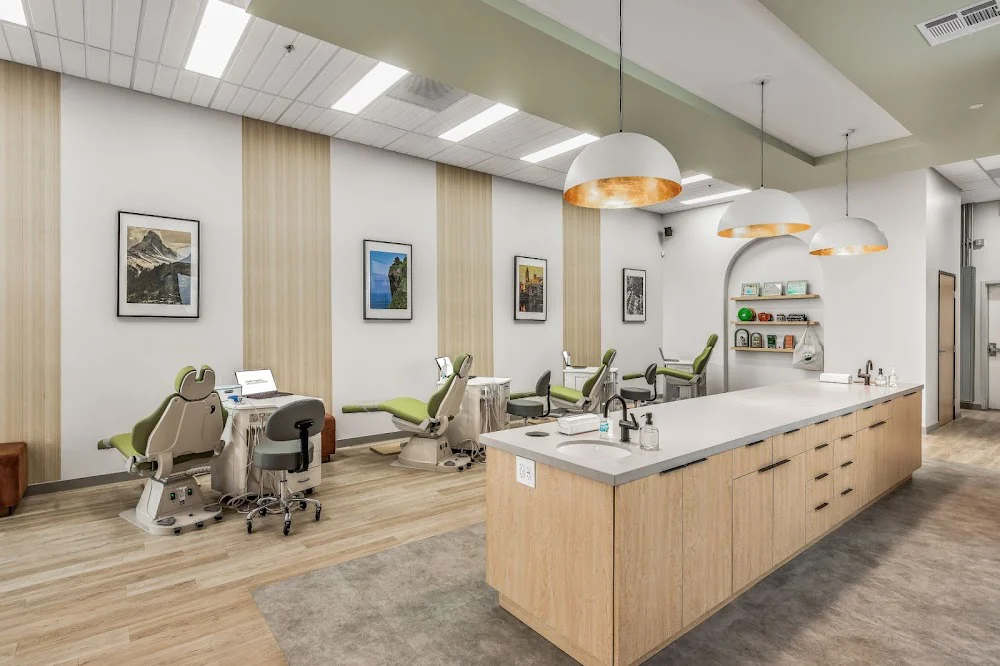 Half Moon Orthodontics Picture 1