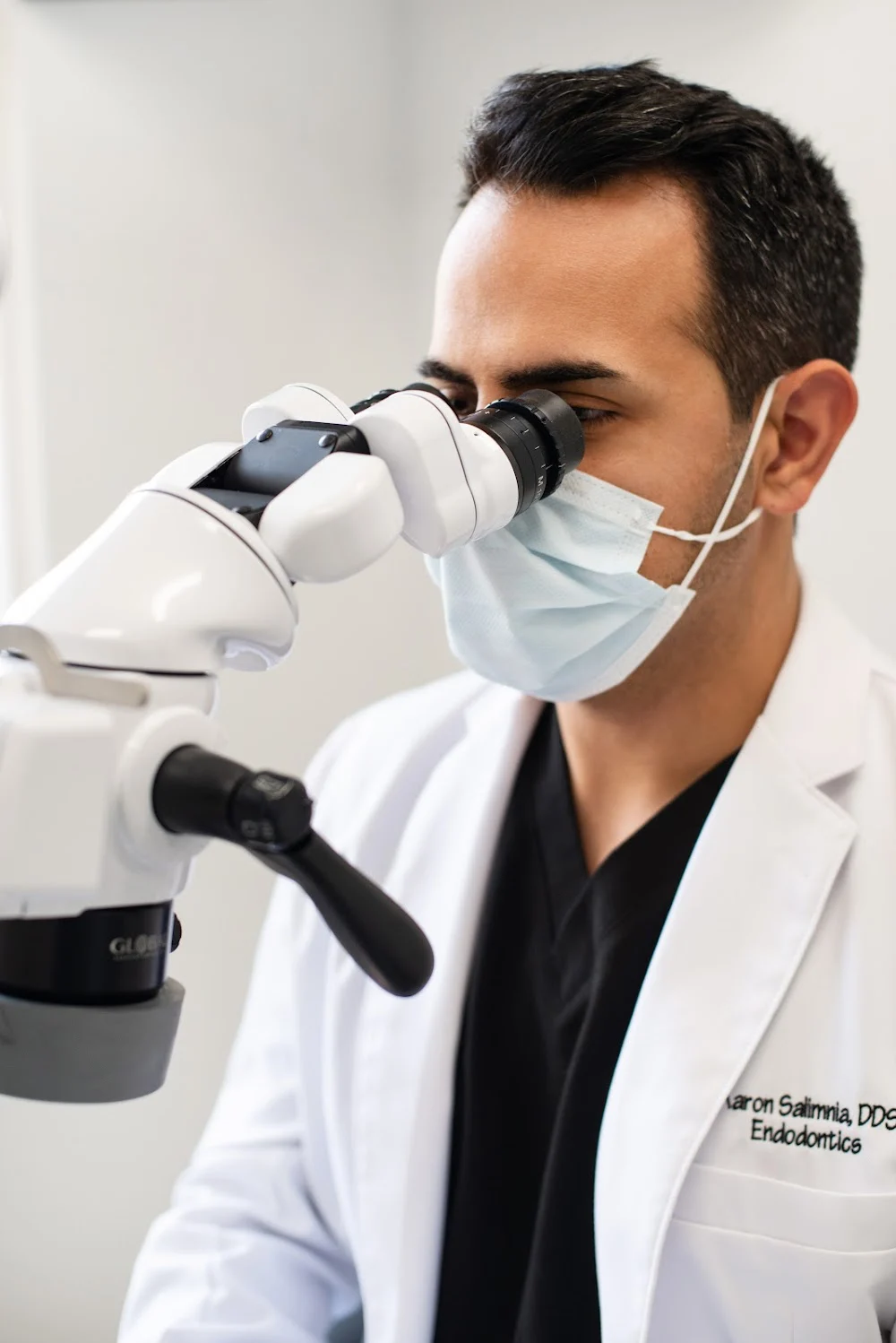 Boutique Endodontics - Dr. Aaron Salimnia Picture 7