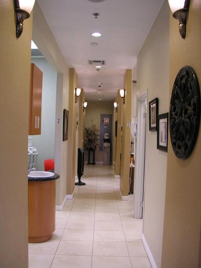 Happy Dental Practice Picture 2
