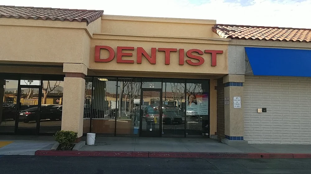 Gurz Family Dental Picture 1
