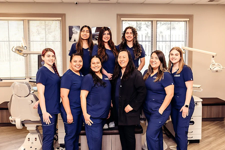 Hurley and Volk Orthodontics - South Elgin Picture 3