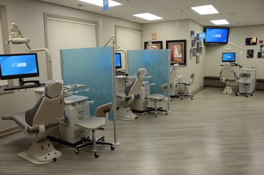 Hurley and Volk Orthodontics - South Elgin Picture 1
