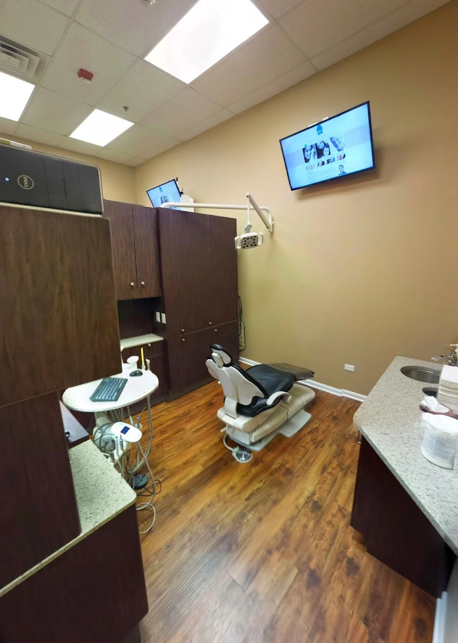Randall Oaks Dental Picture 3