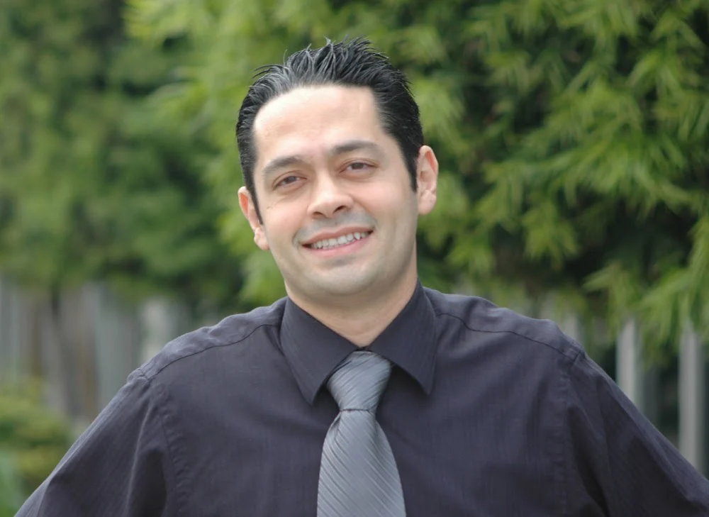 Laguna Niguel Cosmetic Dentist, HealthySmile360, Dr.Mostofi Picture 9