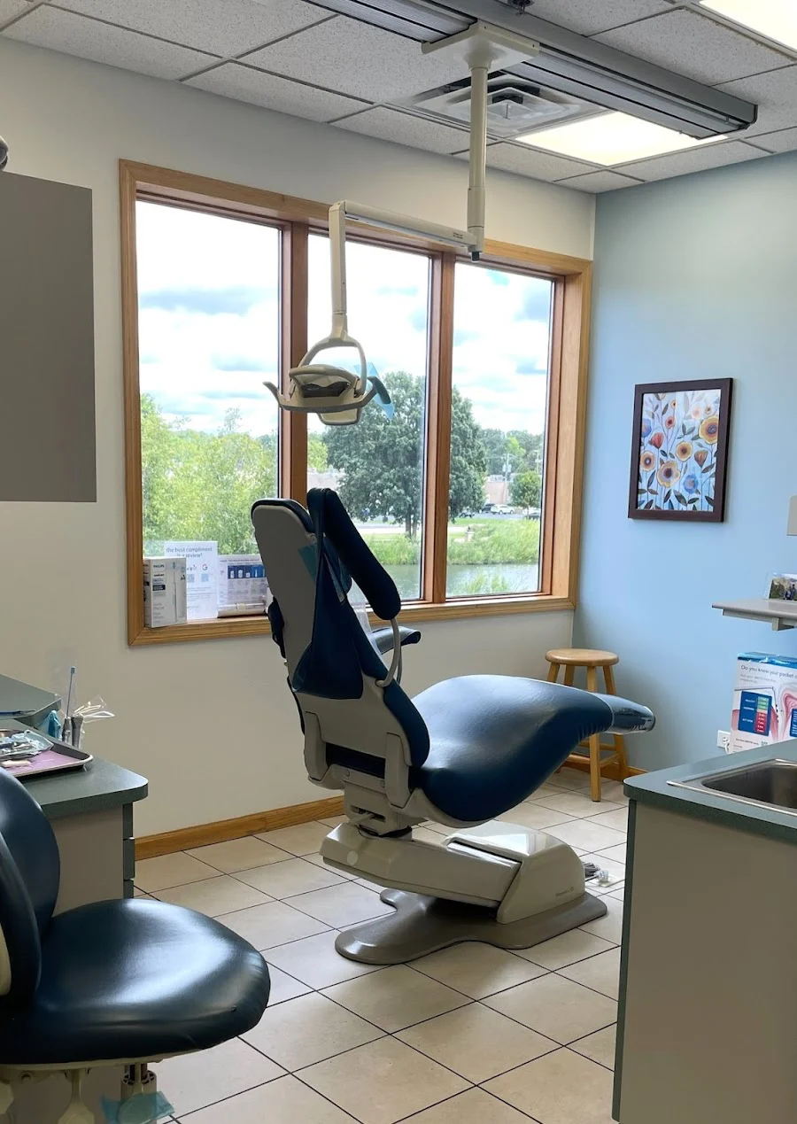 Cary Grove Dental Picture 2