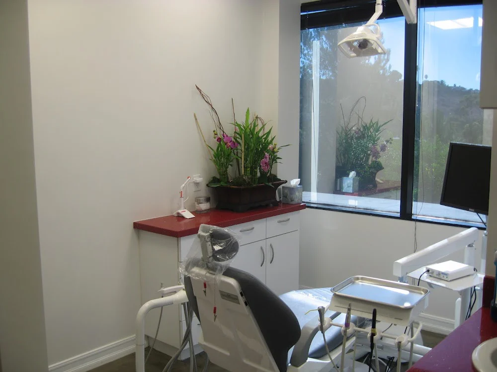 Viken Garabedian DDS Picture 6