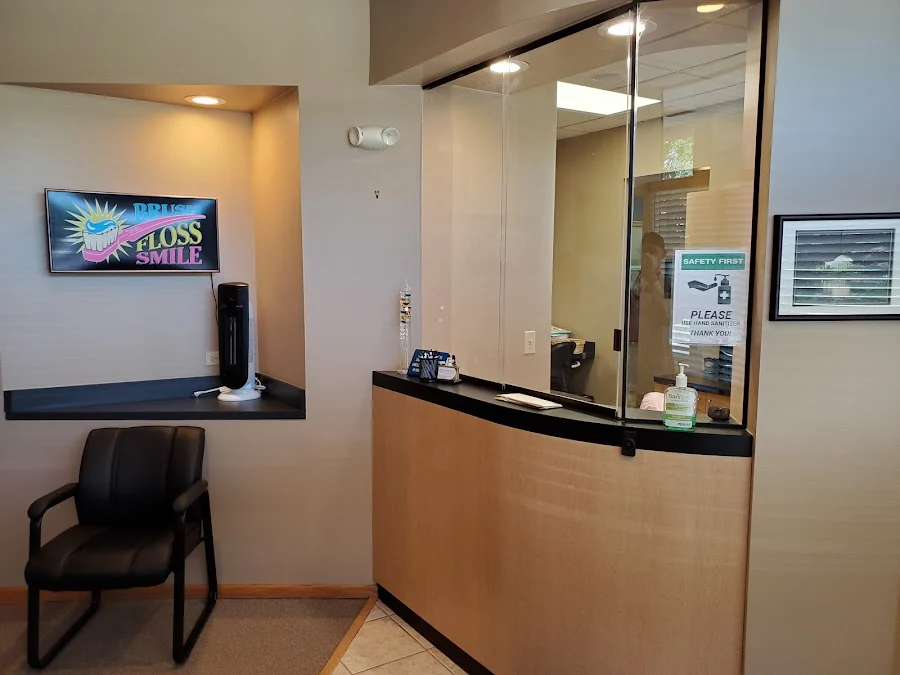 Gurnee Dental Care Picture 1