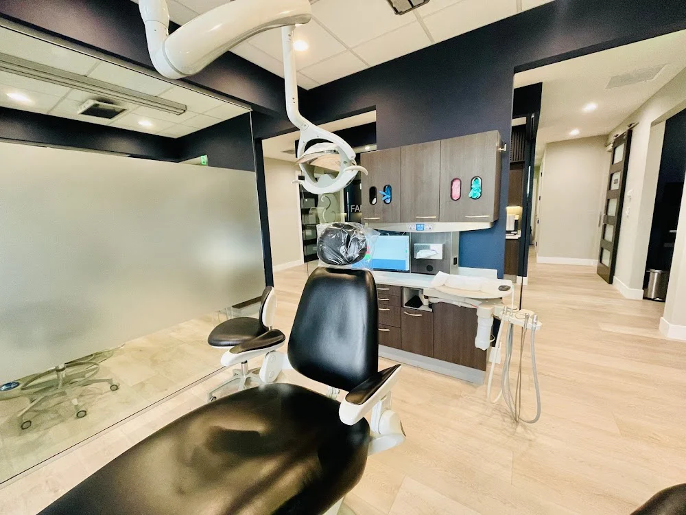 Ebrahimi Azita S DDS Picture 2